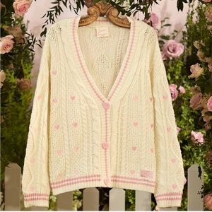 Taylor Swift Lover Cardigan in M/L
Never worn, brand new!!!